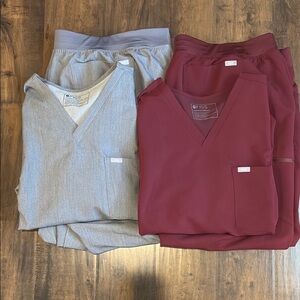 Figs The Set in grey & burgundy